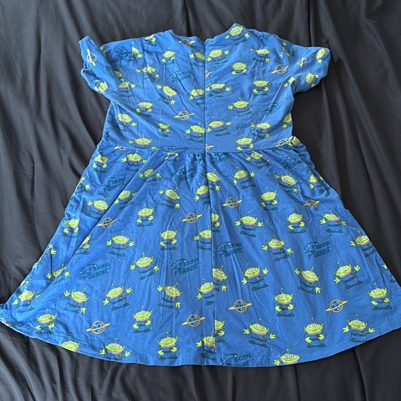 Toy Story 4 Pixar Pizza Planet Alien Stretchy Dress - Picture 2 of 9